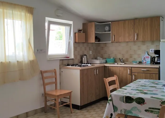 With Parking Space - 5150 Appartement *